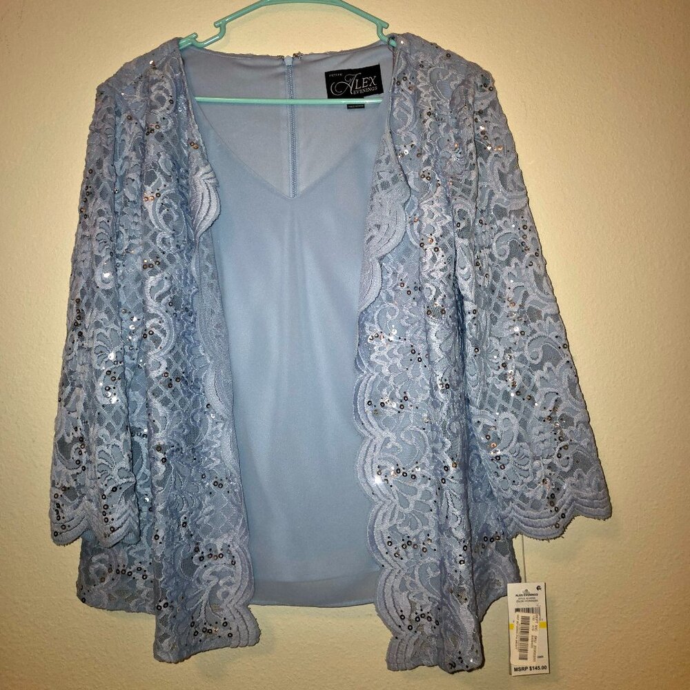 Beautiful NEW Alex Evenings Lace Top